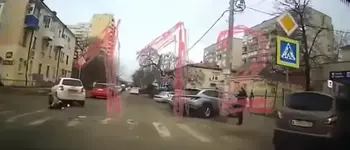 Автоледи сбила 6-летнюю девочку с ДЦП.webp
