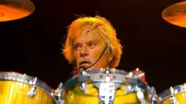 На 78-м году жизни скончался барабанщик американской блюз-рок группы ZZ Top Фрэнк Бирд.webp